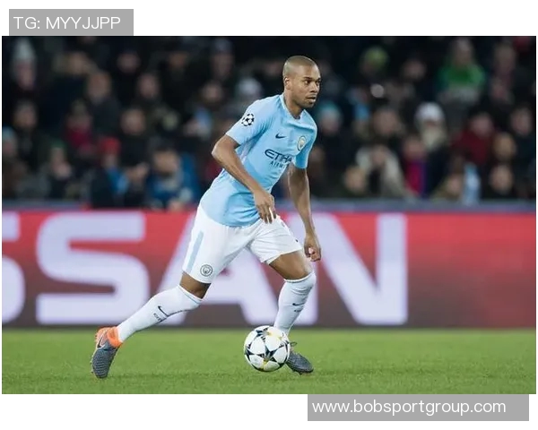 曼城官方向费尔南迪尼奥致敬九年辉煌岁月祝愿未来一切顺利