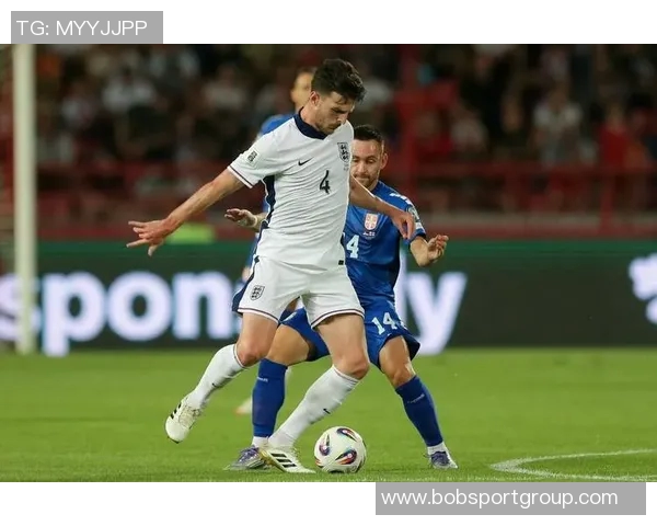 热刺年轻前锋斯卡列特今日参加英格兰队训练展现潜力 热刺年轻前锋斯卡列特今日参加英格兰队训练展现潜力