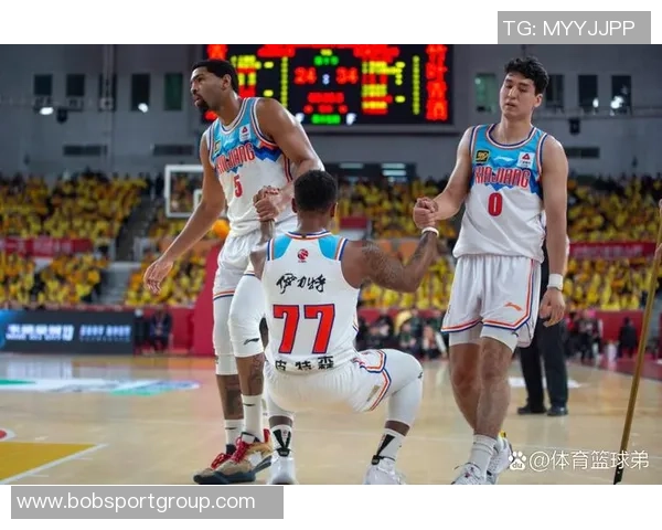 猛虎归来锡安半场表现惊艳10投8中高效斩获16分3篮板4助攻1抢断